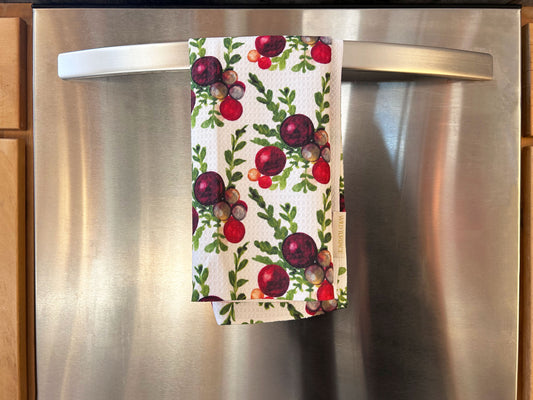 DISH TOWEL in Baubles + Boxwood