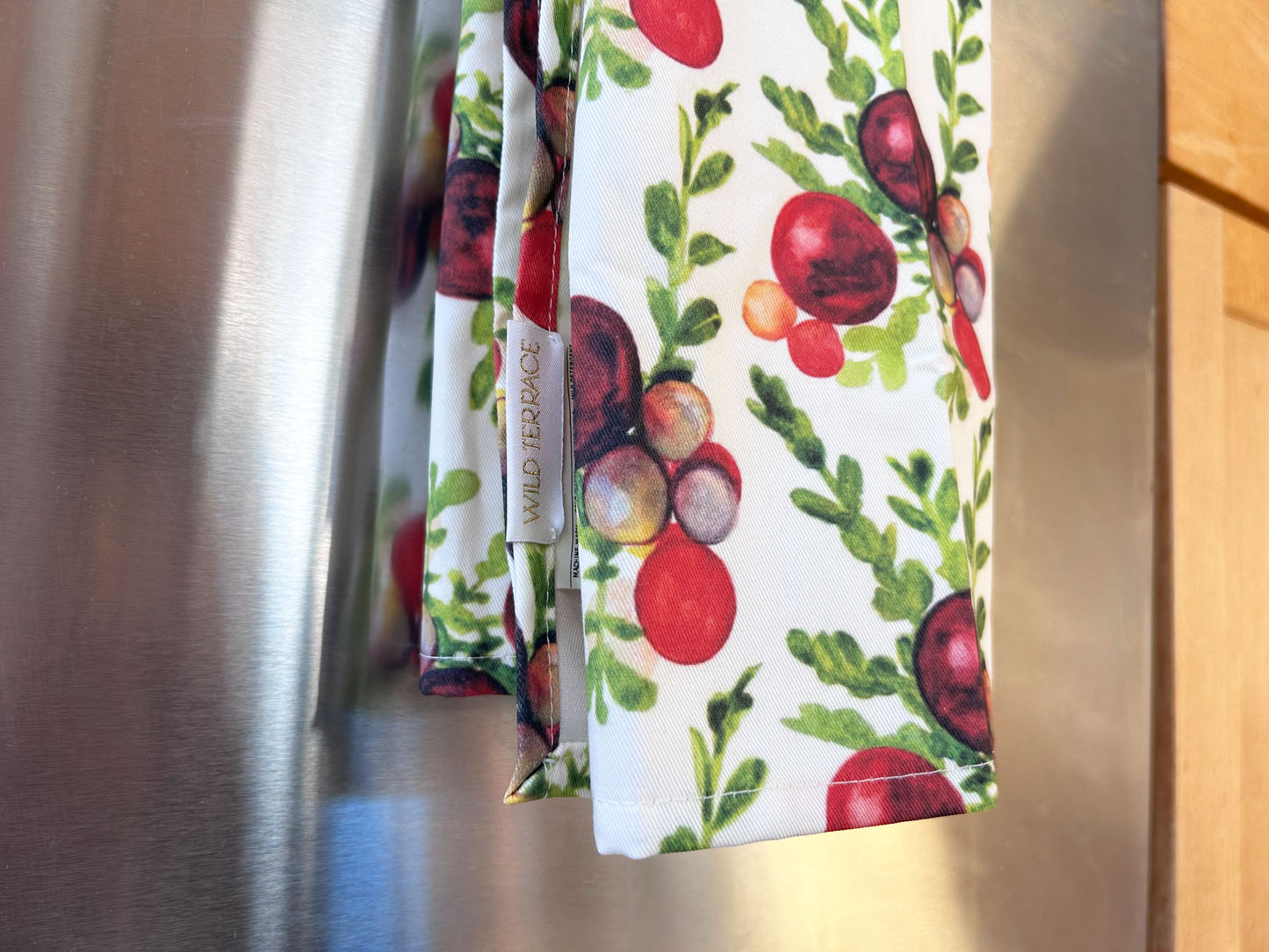 TWILL TEA TOWEL in Baubles + Boxwood