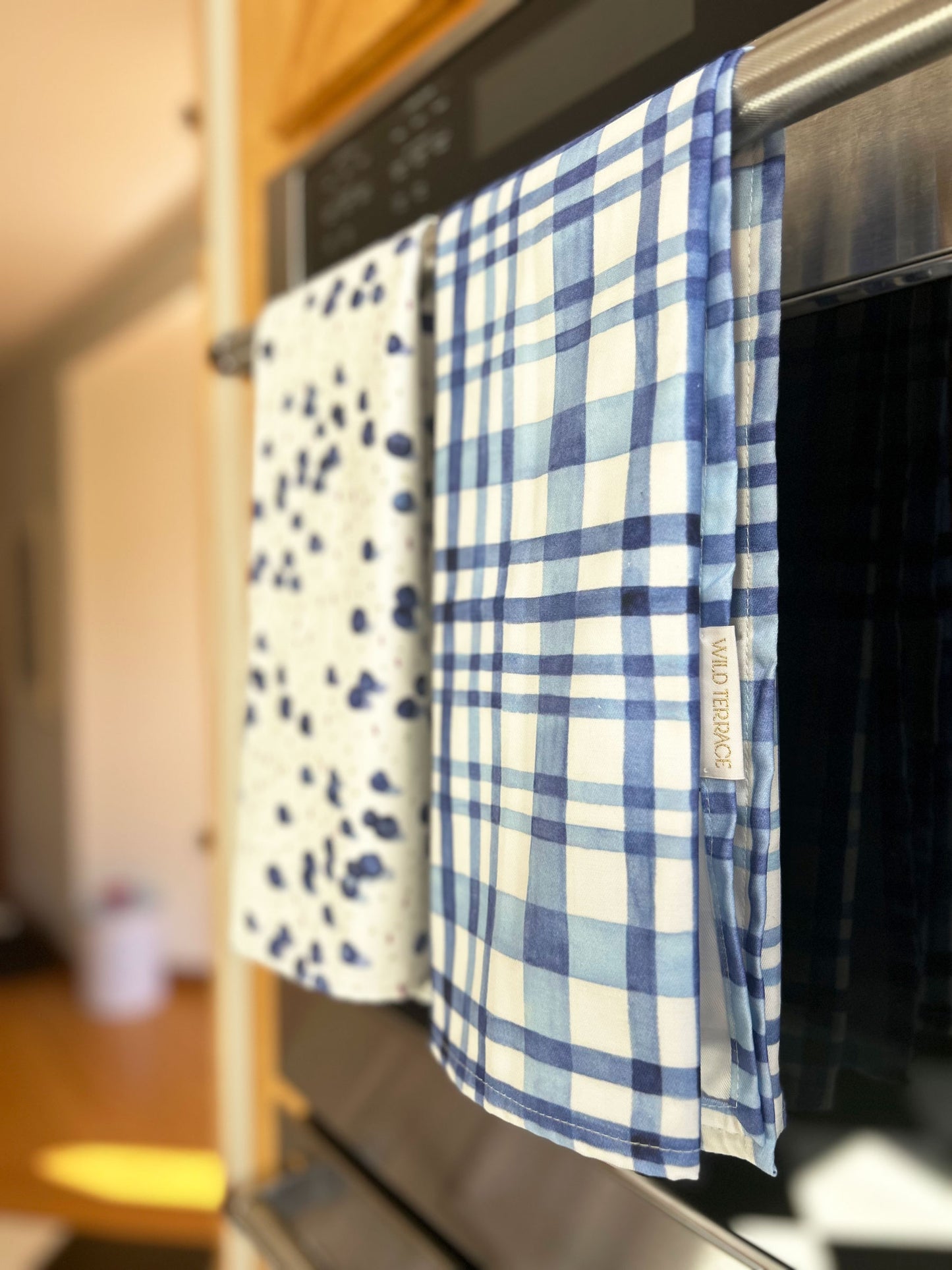 TWILL TEA TOWEL in Blueberry Confetti